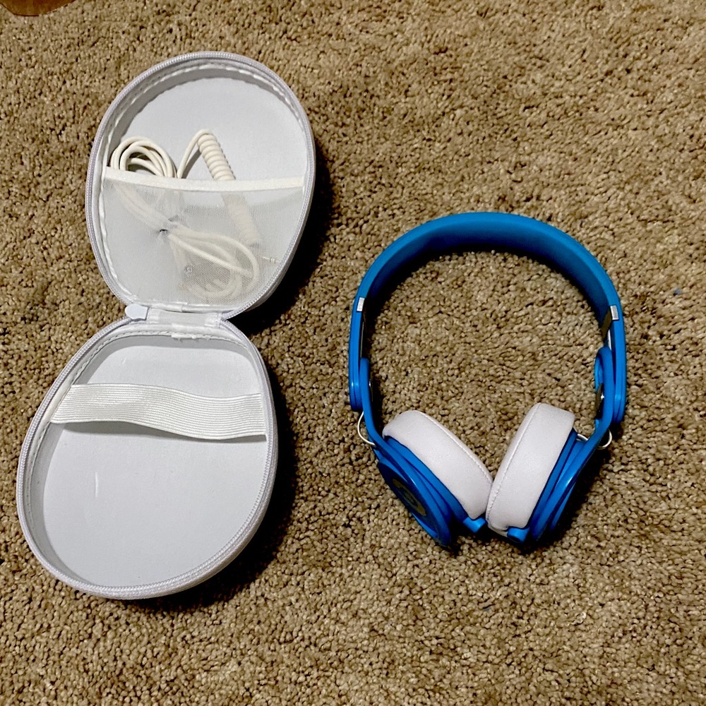 LIMITED EDITION BEATS MIXR